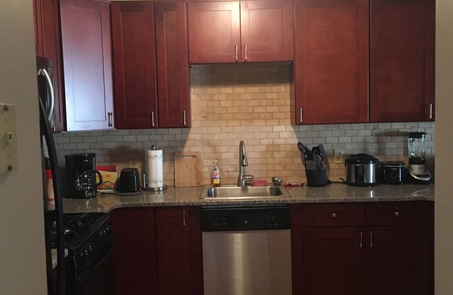 Buffalo Downtown Condo / WIFI / Aire / cerca de Falls / Spacious / Harbor center close