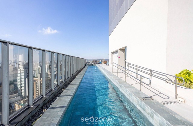 Building w/ Pool and Gym in Paraiso - ONP