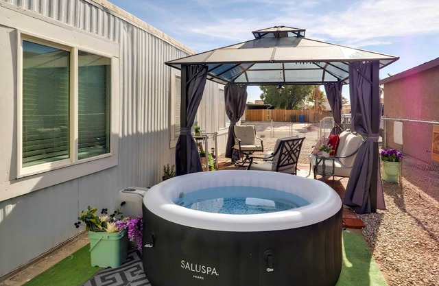 Bullhead City Escape Near River: Snowbirds Welcome