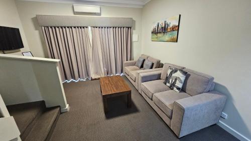 Bunbury Stay at Sanctuary Resort Strata