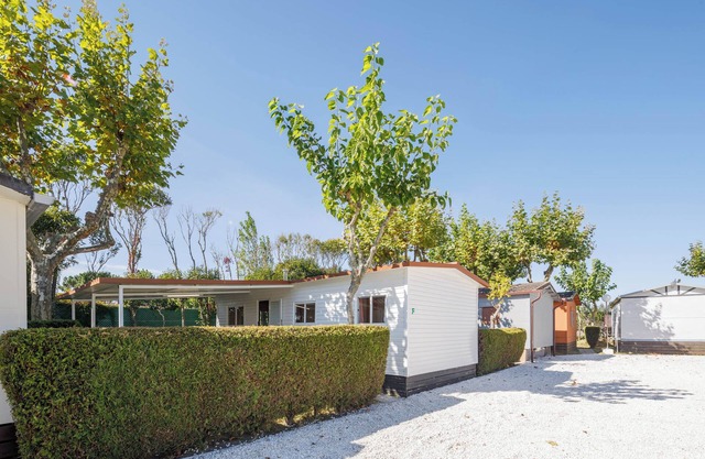 Bungalow 'F' con piscina privada, terraza privada y Wi-Fi