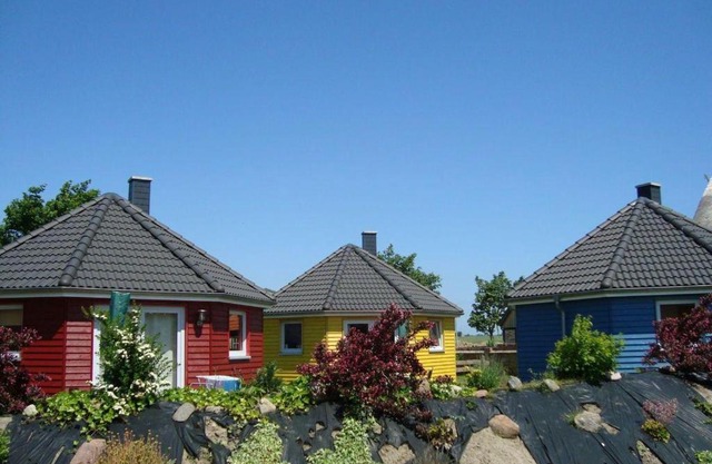 Bungalow-Gelb-Peters