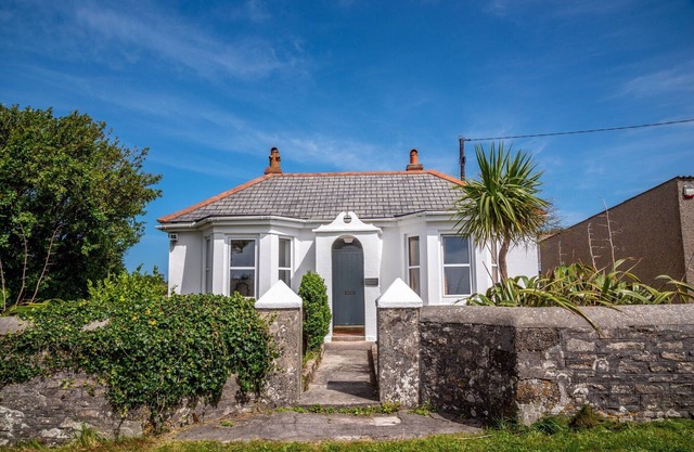 Bungalow en Pendeen con Vistas al Mar