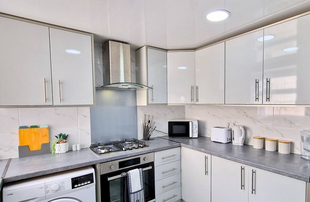 Moderno-Casa-Baño con bañera