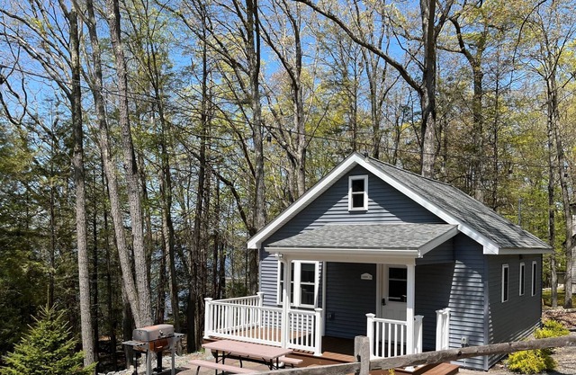 Burns 16 - Lakeside Cabins