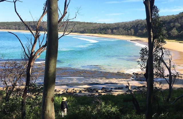 Small but perfectly formed, walk to beach
