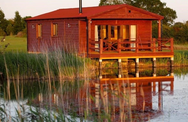 Lodge-Confortable-Baño Privado-Vista al Lago-Butterfly Lodge