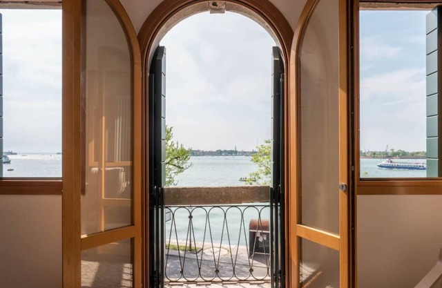 Ca 'Nicoletto, apartamento en el Lido con una espléndida vista de la laguna.