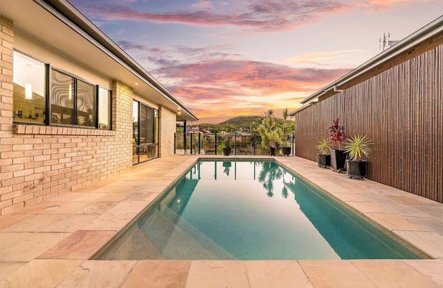 CABA17 - Waterfront home with a pool!