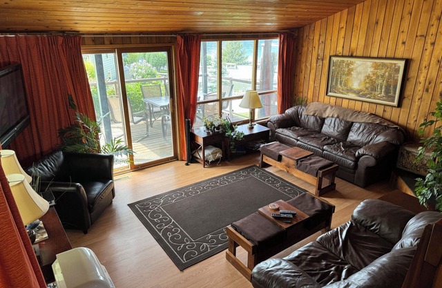 Cabin for rent in terravista bc Soak up the sun and sand making memories.