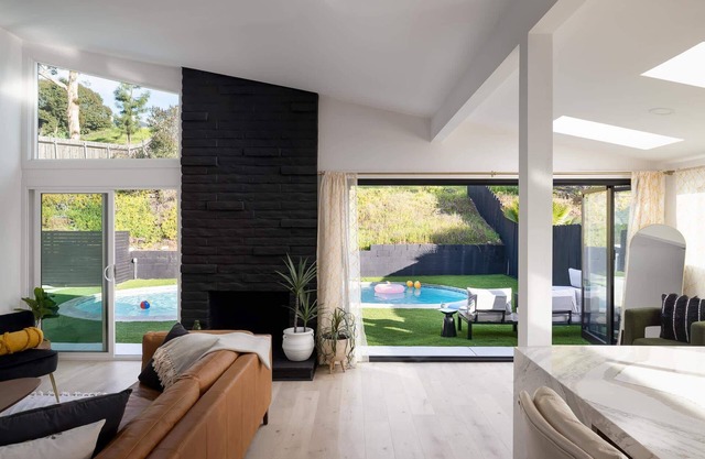 NEW! California Living 4br/3ba Modern and Private