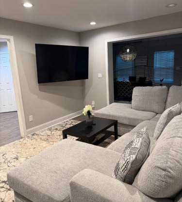 Calm & Cozy Modern Escape