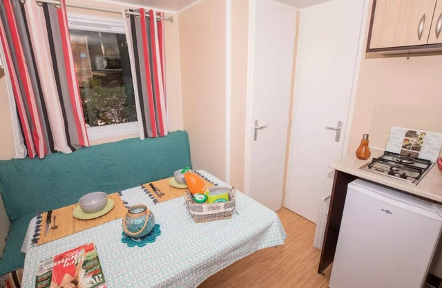 Camping Clair de Lune **** - Casa móvil 3 piezas 4/5 personas