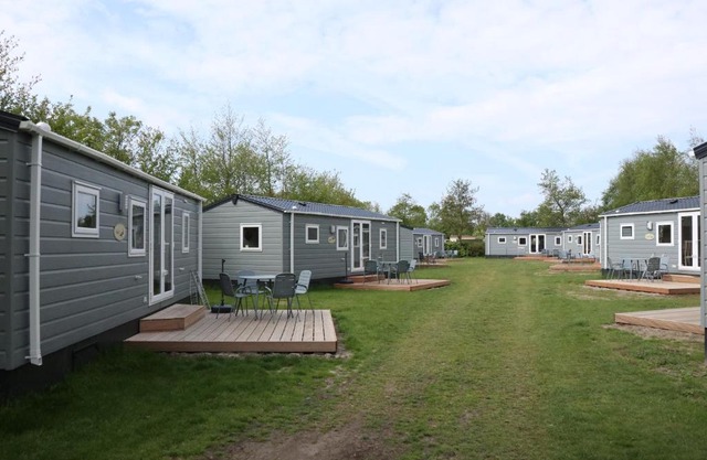 Camping de Duinhoeve Chalet Vogel not for companies