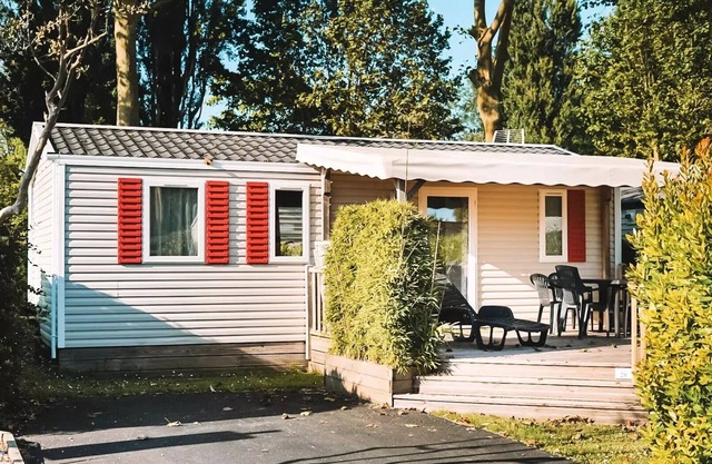 Camping de la Gères *** - Mobil-home Bermuda 31 m2 6 persons