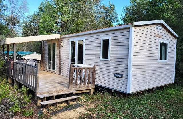 Camping des Bastides **** - Visio Cottage 4 habitaciones para 4 personas