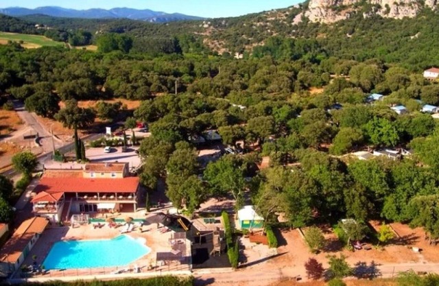 Camping - eehdie - Studio Apartment, Sleeps 5
