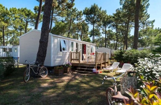 Camping - Funpass inclus - Piscine - ccaegg0