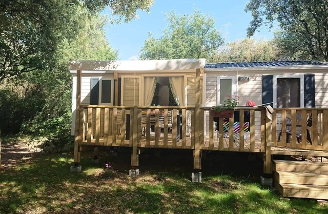 Camping Le Sous Bois *** - Mobile home Trigano 4 rooms 6 people Air-conditioned
