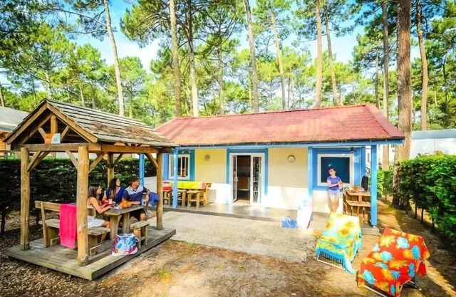 Camping Le Vieux Port ***** - Chalet 4 habitaciones 6 Personas