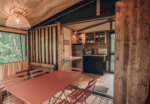 Camping Onlycamp les Thézières