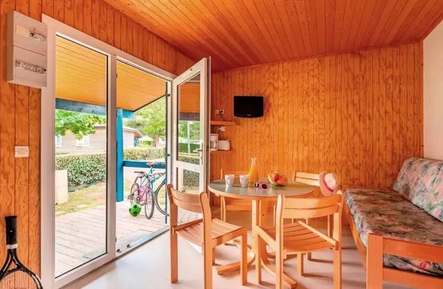 Holiday Village Vendee-Ocean ** - Azureva - Chalet de 3 habitaciones para 6 personas