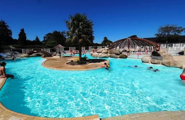 Camping Domaine de Bel Air ***** - Mobile home Relax Comfort TV 3 rooms 4/5 people