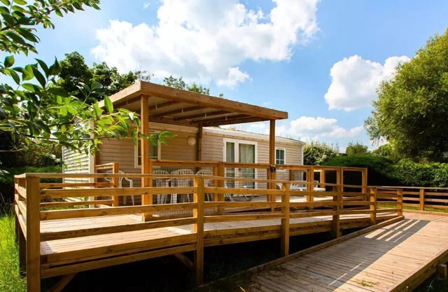 Campsite Flower L'Ile d'Offard **** - Mobile home 32m² 2 bedrooms + terrace - suitable for people with reduced mobility 5 people