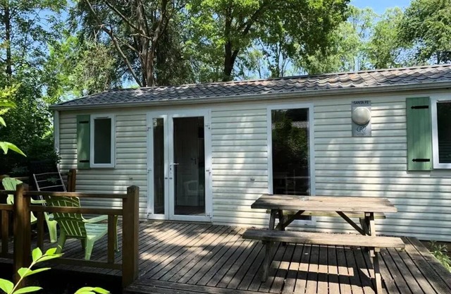Campsite Le Pré des Moines *** - Mobile home CERFEUIL ++ 2 bedrooms 2 to 6 people - 2 people included in the price