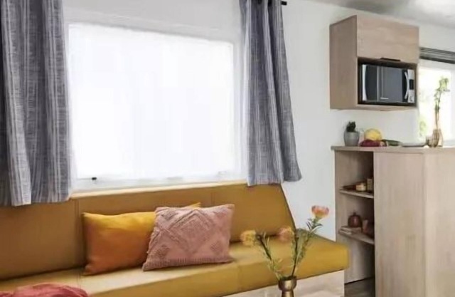 Campsite Le Pré des Moines *** - Mobile home ACANTHE +++ 2 bedrooms 2 to 6 people - 2 people included in the price