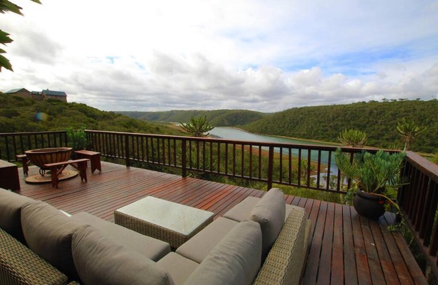 CANELA: Bespoke Safari River View