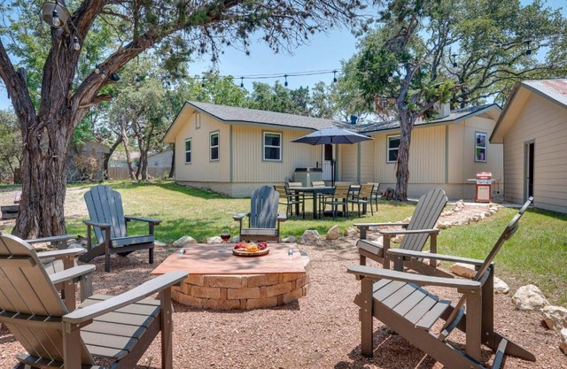 Canyon Lake Vacation Rental Less Than half Mi to Water!