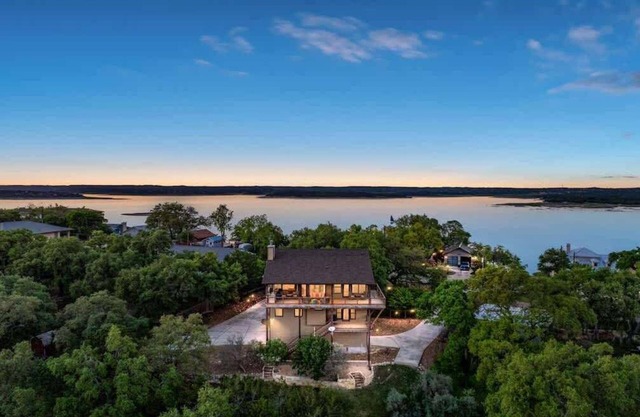 Canyon Lakehouse Panoramic Lake Views With Firepit!