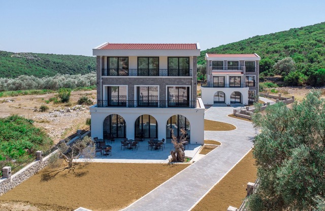 Carolea Villas
