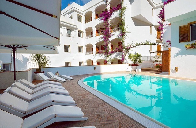 Casa Alloro C: Un acogedor estudio ubicado en el centro de Minori ya pocos metros del mar.