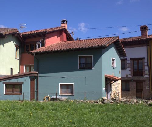 CASA ANGELITA INTRIAGO CANGAS DE ONis