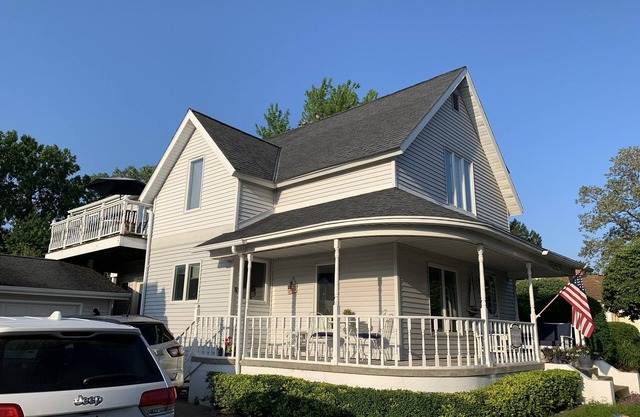 Hermosos pasos de apartamentos a South Haven North Beach