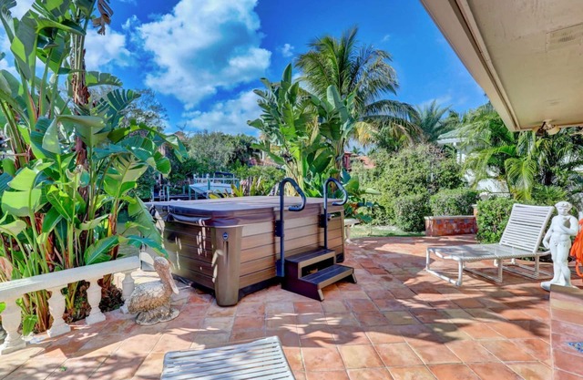 Casa Bella Palm Beach Gardens / JUPITER Waterfront Oasis - JUNO BEACH 1. 25 MI