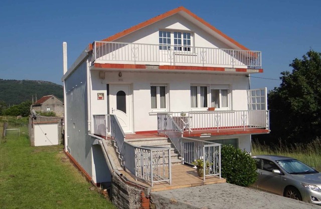 Casa Carmelo Casa amplia con jardín