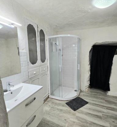 Casa Cueva Puerta Verde
