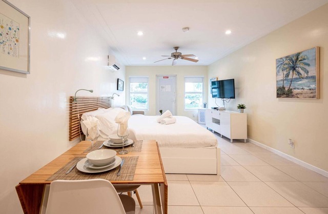Casa Del Mar Beach Studio 3