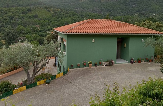 Casa Las Alberquillas,ambiente rural, para disfrutar de la naturaleza.