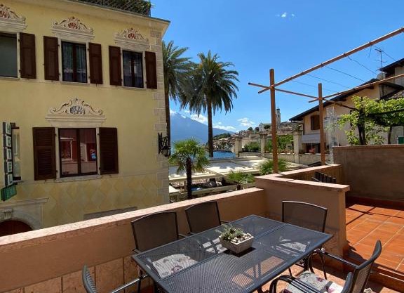 CASA MARTINELLI