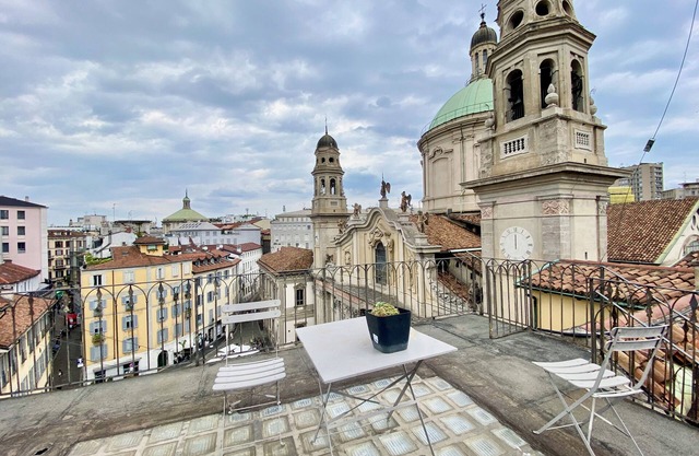 Casa Milano - S. Alessandro 3 - Check-in in via Lupetta 5