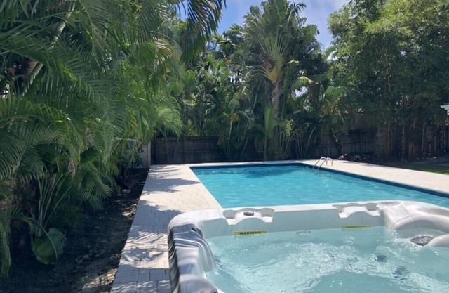 Casa Ria Luxury Home Sleeps 22 - 7BR 3BTH
