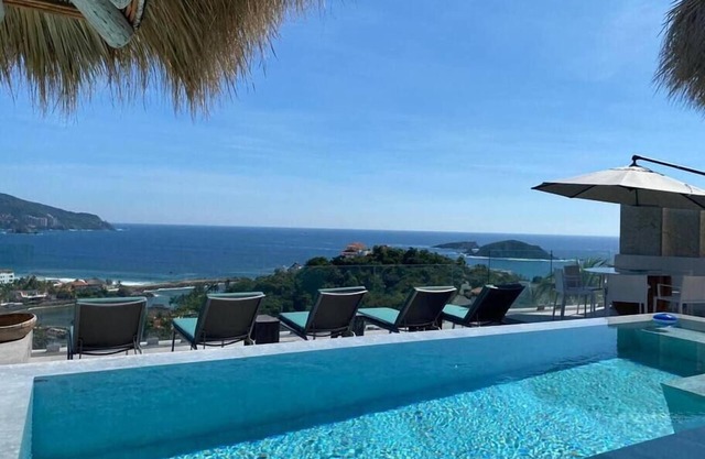 Casa Roca: En Porto Ixtapa con jacuzzi privado