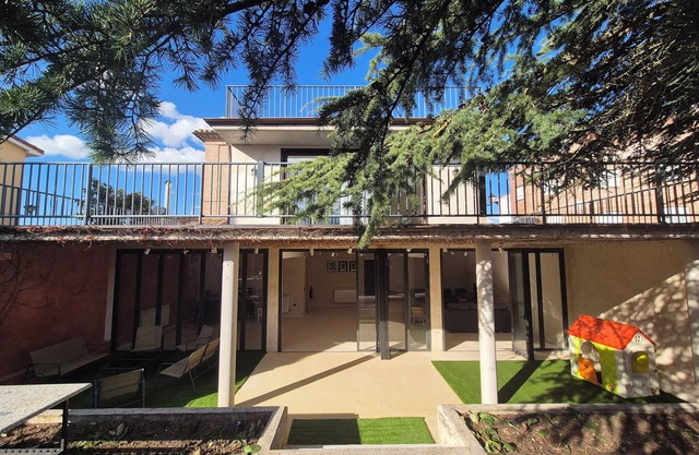 Casa Rural Las Bengoas La Rioja – 9 habitaciones para 30 personas con bar y BBQ