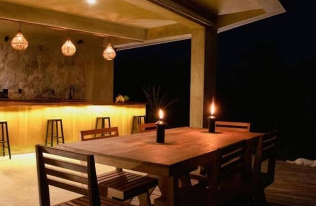 Casa UtopiAmar: stunning front beach house in Oaxaca