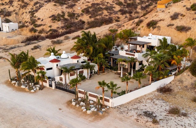 Casa frente al mar con casa de huéspedes-cerrada 5BD / 5BA-Impresionante playa de arena-Desde $ 125 /