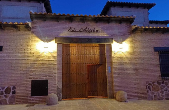 Casas rurales el aljibe-lavanda cerca puy du fou y Toledo